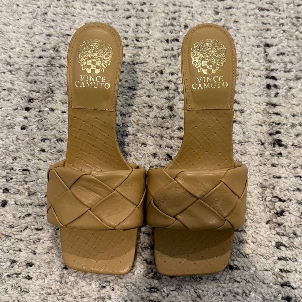 *NEW* Vince Camuto Brelanie Woven Slide Dress Sandals